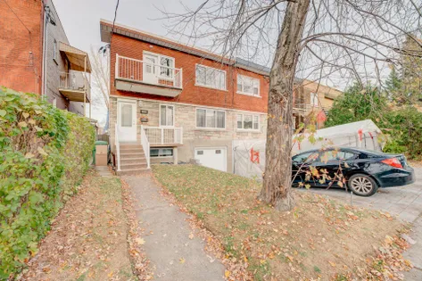 3 rooms apartment of 55m² in Montreal