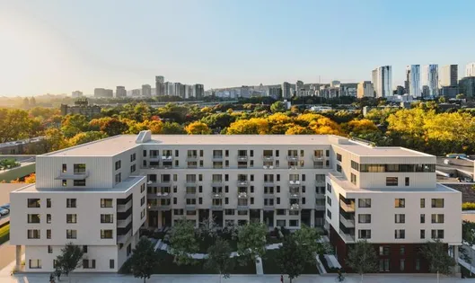 1 room apartment of 117m² in Montreal