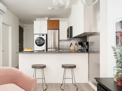 1 room apartment of 66m² in Montreal