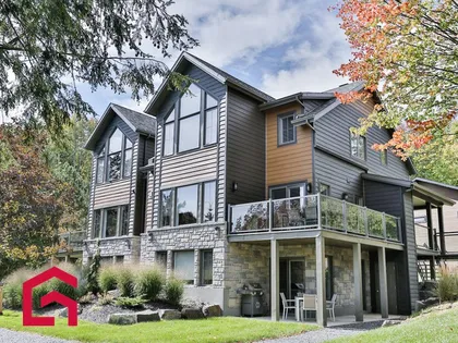 10 rooms apartment of 211m² in Bromont