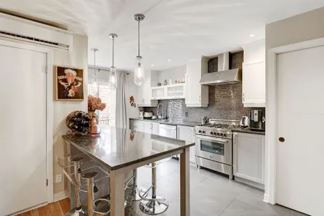 7 rooms apartment of 98m² in Montreal