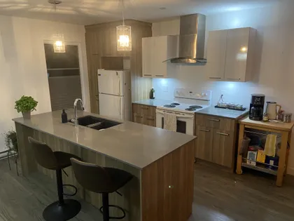 1 room apartment of 106m² in Sherbrooke