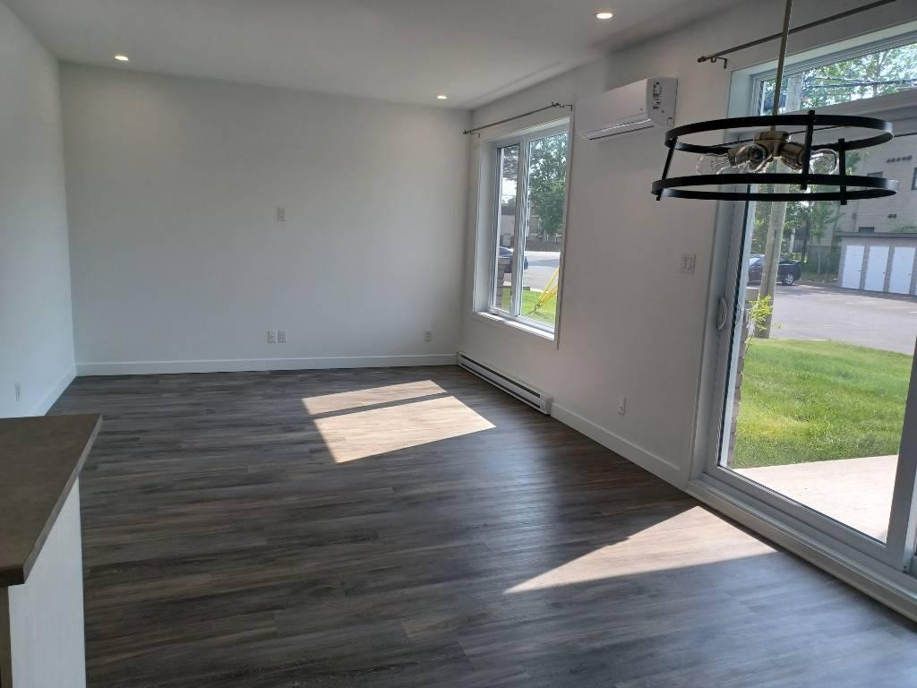 Logement 5 1/2 à louer à Farnham