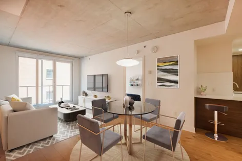 1 room apartment of 96m² in Montreal