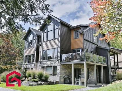 10 rooms apartment of 211m² in Bromont
