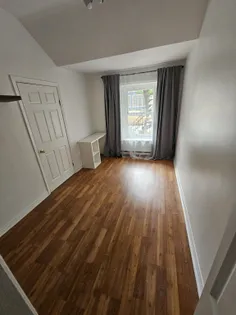1 room of 148m² in Montreal