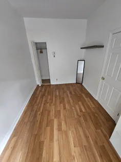 1 room of 148m² in Montreal