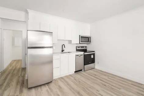 2 rooms apartment of 55m² in Montreal