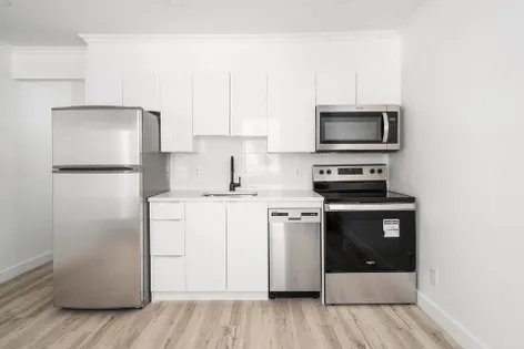 2 rooms apartment of 55m² in Montreal