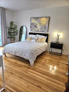 5 rooms apartment of 112m² in Montreal