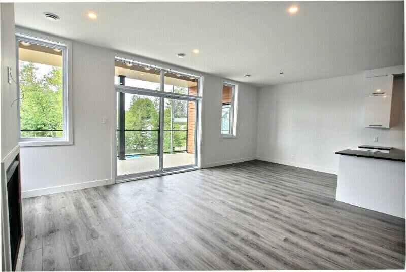 Appartements à louer 51/2 Bromont (1er septembre et 1er novembre)