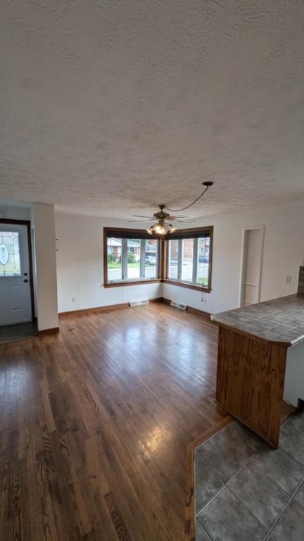 Magnifique 8 1/2 - Appartement de 4 chambres et 2 salles de bain