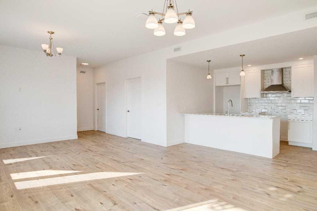 EN PROMOTION : Spacieux 5 1/2 à louer - Dès maintenant - Garage - Ascenseur