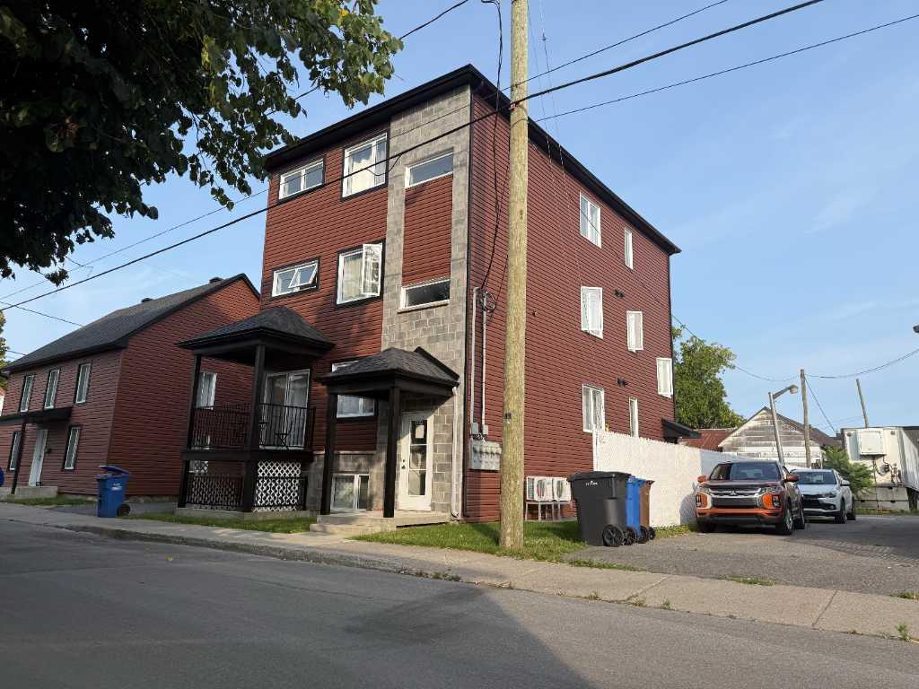 4 1/2 à louer à Joliette