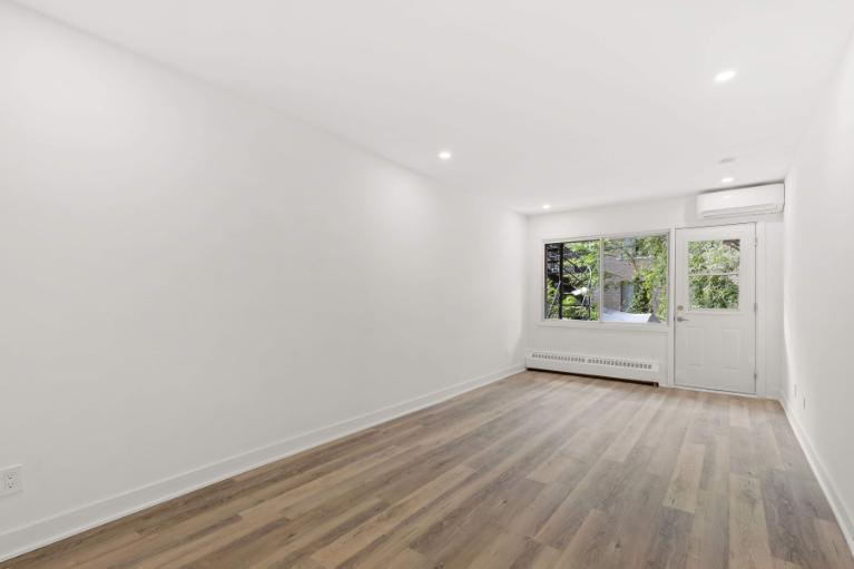 2 CH - 1 SDB - Montréal - $1,690 /mo