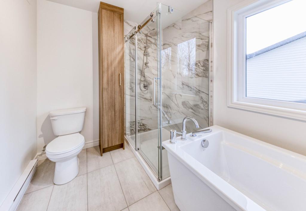 Maison neuve avec bachelor à louer Beauport 2950$/mois Québec
