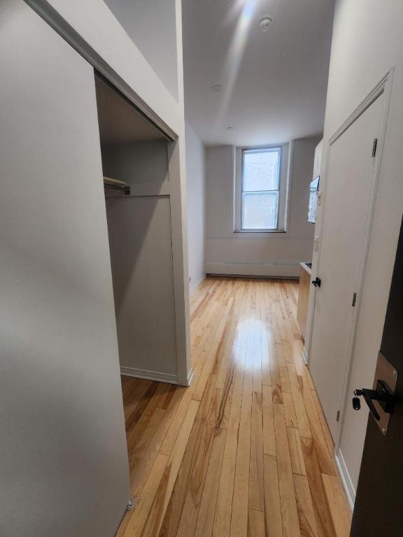 1 CH - 1 SDB - Montréal - $1,195 /mo