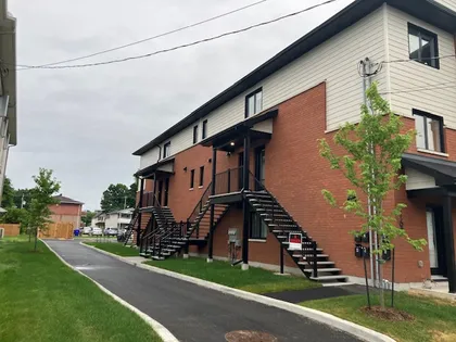 4 rooms apartment of 84m² in Gatineau