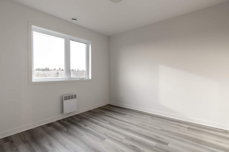 MOIS GRATUIT - LACHUTE 4½ SEMI-MEUBLÉ À LOUER - 1ER JUILLET