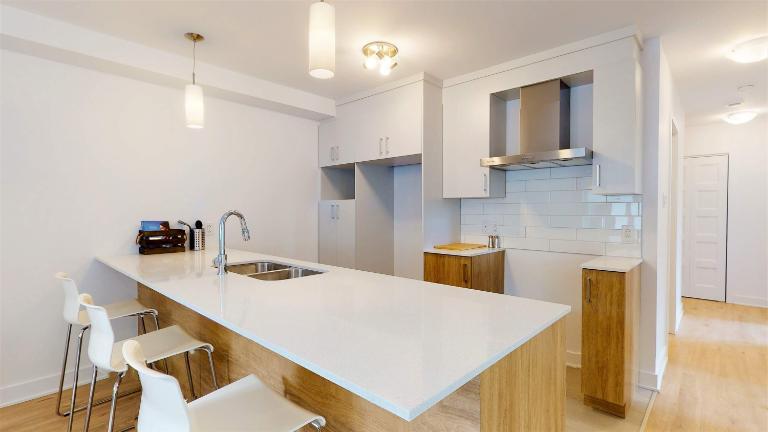 MOIS GRATUIT - APPARTEMENT 4½ À LOUER POUR JUILLET - ST-CHARLES