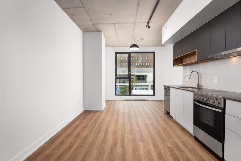 3 1/2 TOUT-INCLUS - MONTREAL QUARTIER DES SPECTACLES
