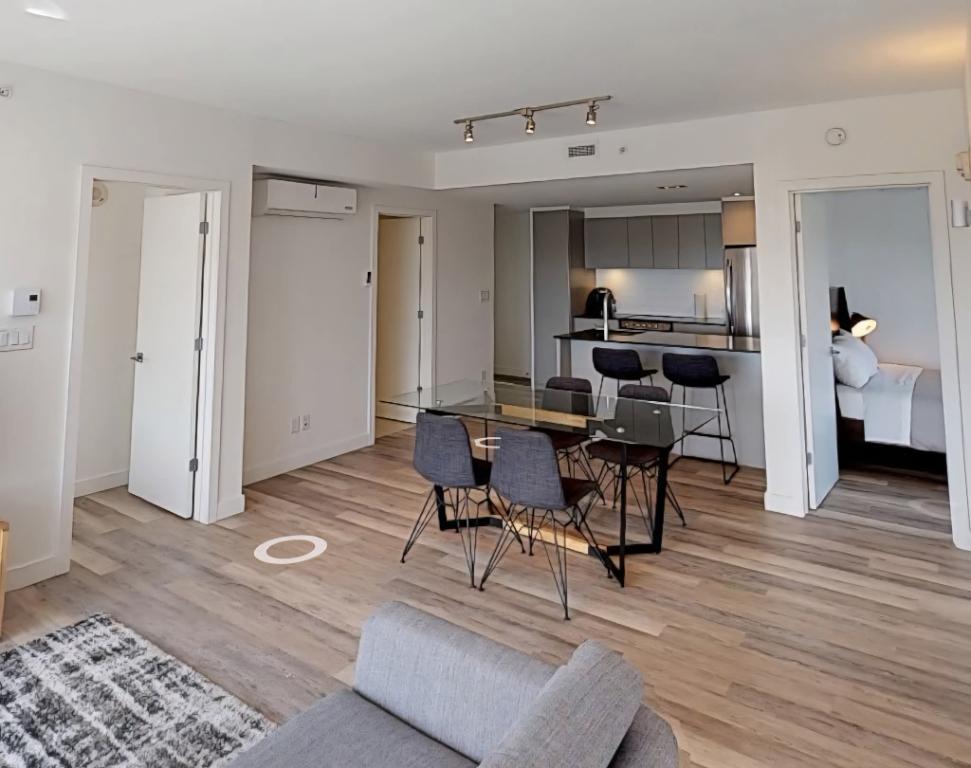 🏠 Cession de bail – 4 1/2 Quartier QB – Disponible 26 septembre - Remise 1000$ en argent a la signature du contrat de Bail