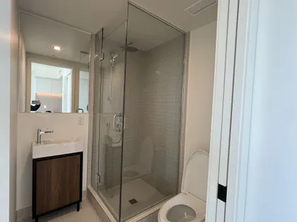 2 rooms studio of 64m² in Montreal