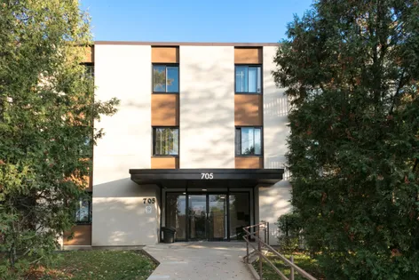 1 room apartment of 58m² in Longueuil