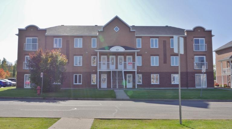 4 1/2 - Lévis - 1 100 $/mois