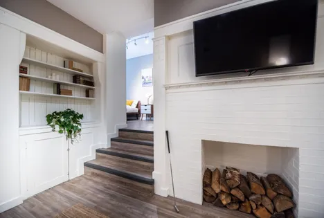 1 room of 98m² in Montreal
