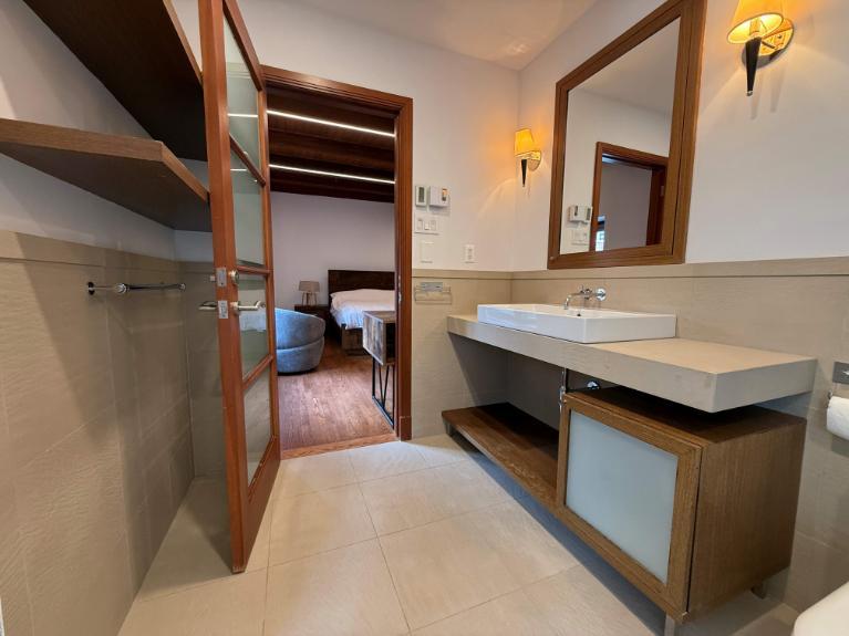 2 CH - 2 SDB - Montréal - $3,295 /mo
