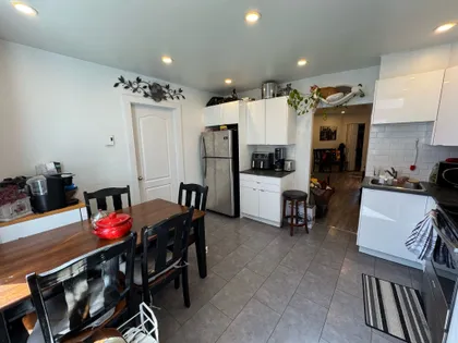 6 rooms apartment of 92m² in Montreal