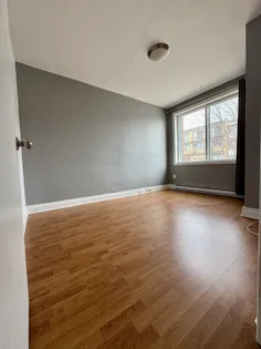 4 rooms apartment of 76m² in Montreal