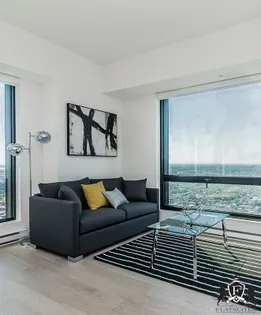 2 rooms apartment of 98m² in Dorval