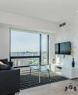 2 rooms apartment of 98m² in Dorval
