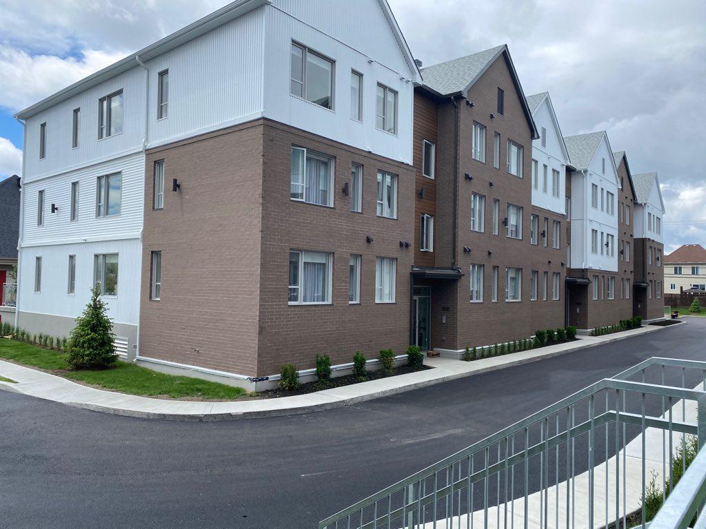 1300pi2_Condo 4-1/2 RDC_Mascouche_1er Octobre