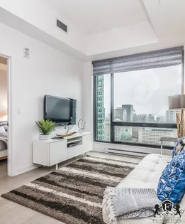 1 room apartment of 58m² in Dorval