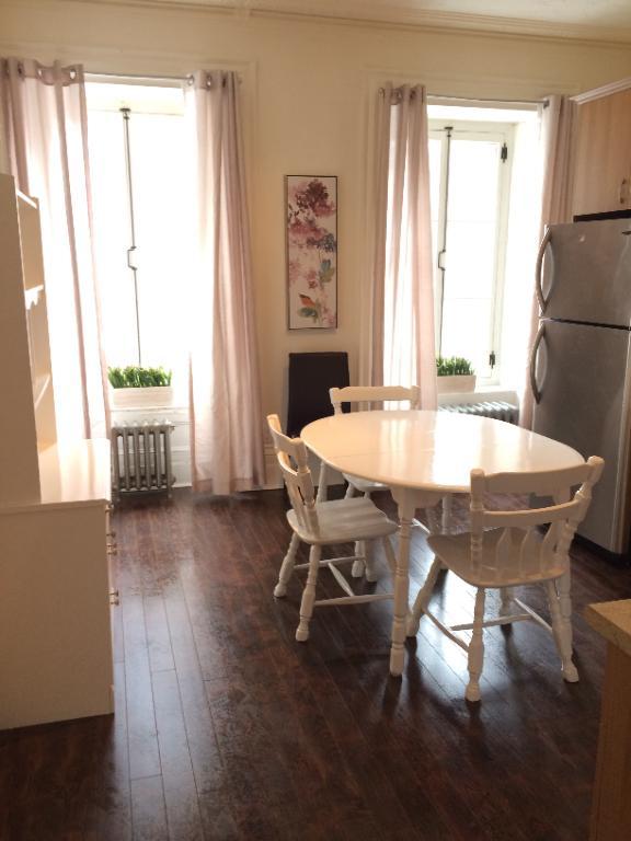 🏠 À LOUER – 3 ½ meublé, chauffé et éclairé – Vieux-Québec