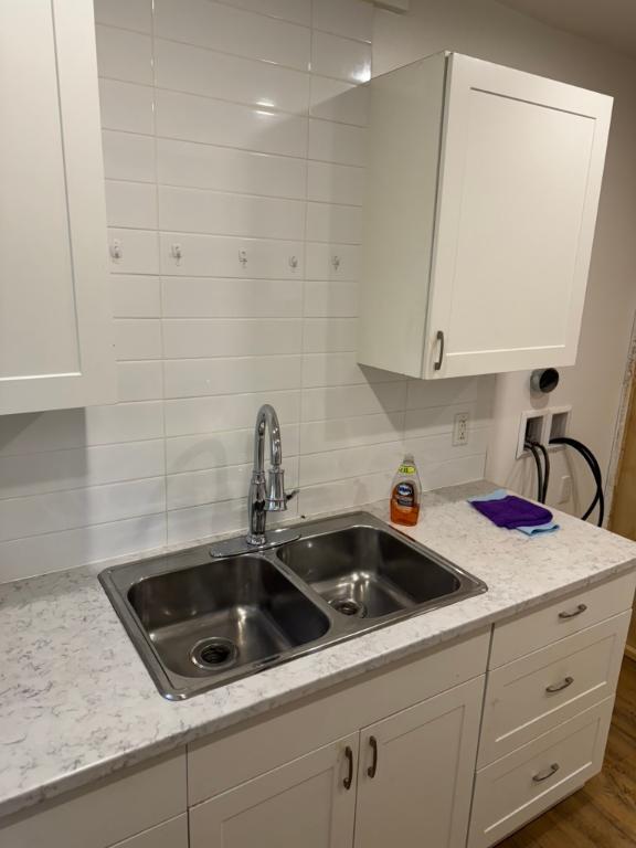 Appartement 4½ à louer Rosemont | 2 chambres | Métro | Stationnement | Libre