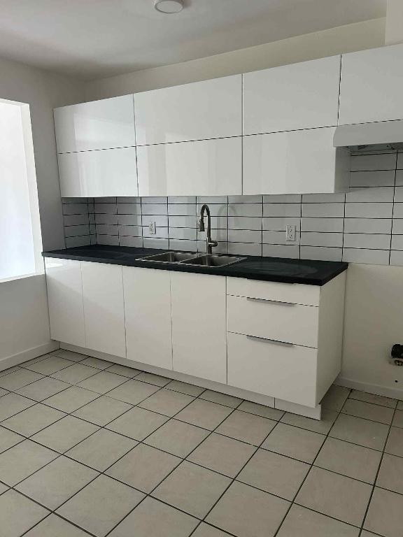 4 1/2 pres du Cegep, de l’UQTR et de l’hopital