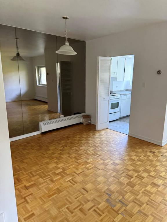 2 CH - 1 SDB - Montréal - $1,545 /mo