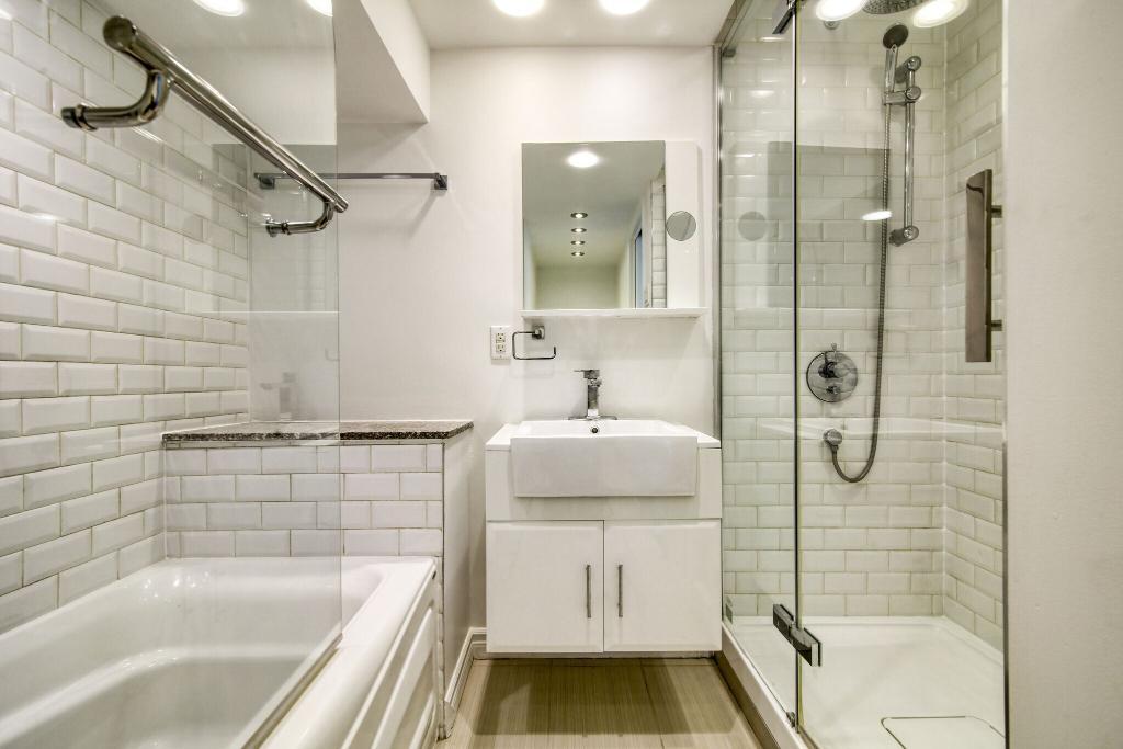Penthouse 1-Bedroom – $1,645/Month – Downtown Montréal Views
