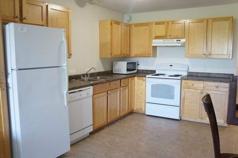 2 CH - 1 SDB - Saint-Honoré-de-Témiscouata - $2,700 /mo