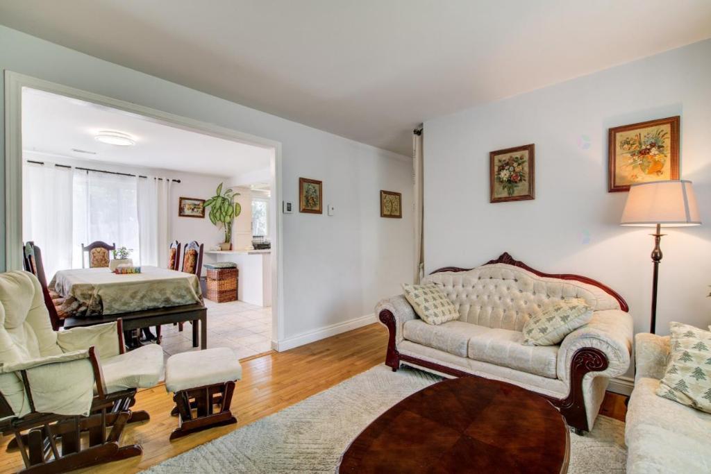 Maison à louer 5 chambres dans un rond-point à Boisbriand