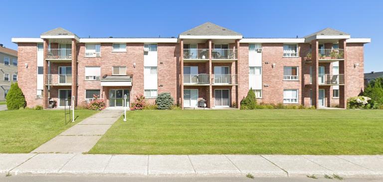 1 CH - 1 SDB - Granby - $1,145 /mo