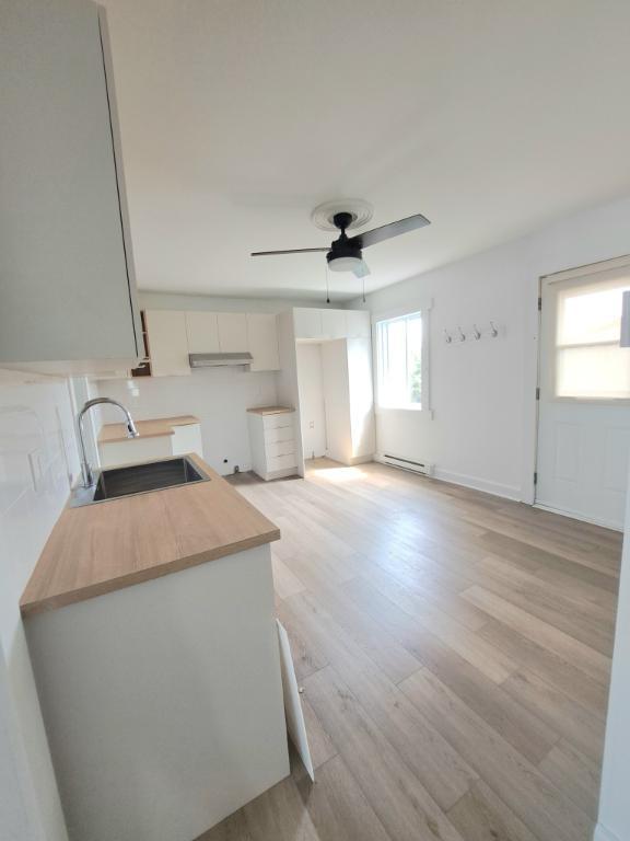 Logement 4 1/2 à louer à Sainte-Thérèse