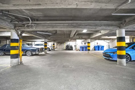 1 room apartment of 60m² in Montreal