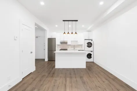 3 rooms apartment of 47m² in Montreal