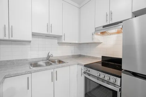 1 room apartment of 62m² in Montreal