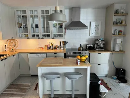 6 rooms apartment of 94m² in Montreal